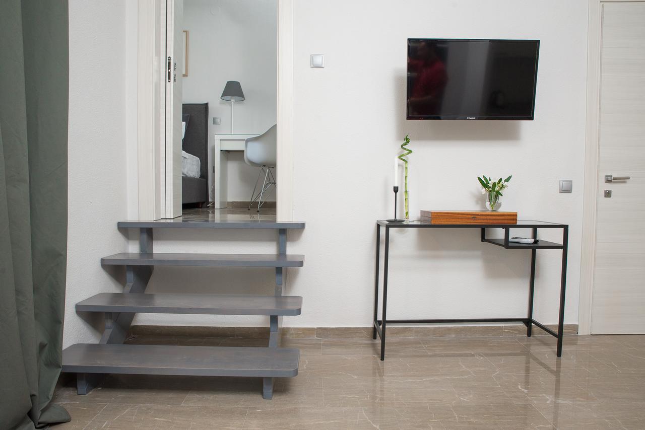 Palio Grey Apartments PalaiónTsiflíkion Extérieur photo
