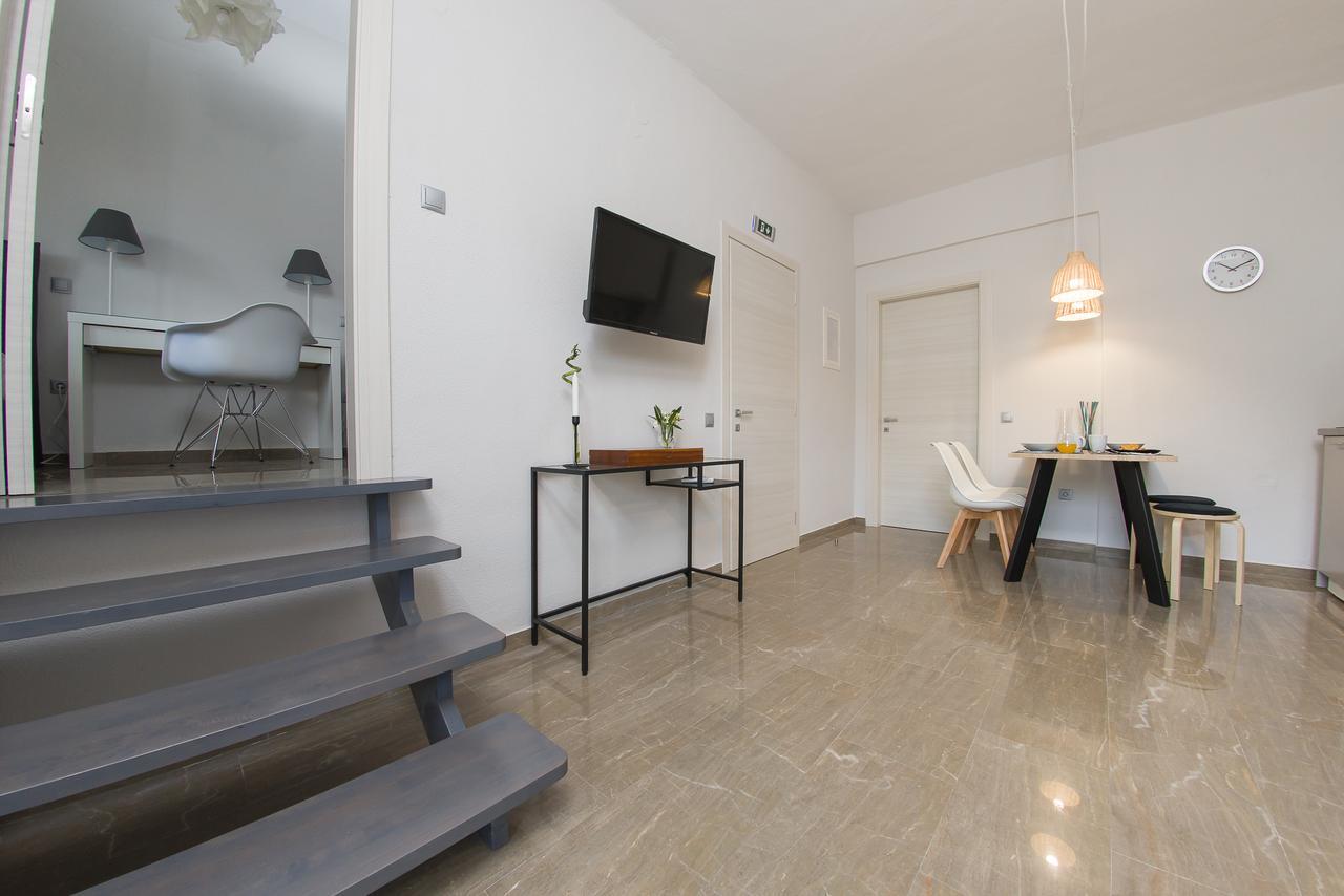 Palio Grey Apartments PalaiónTsiflíkion Extérieur photo