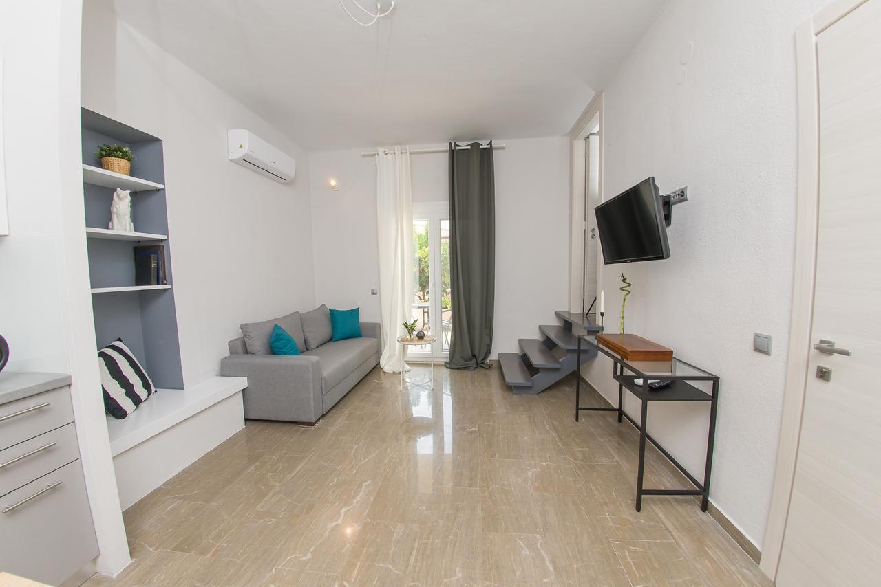 Palio Grey Apartments PalaiónTsiflíkion Extérieur photo