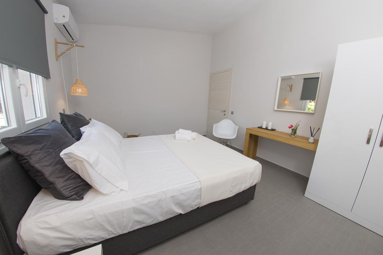 Palio Grey Apartments PalaiónTsiflíkion Extérieur photo